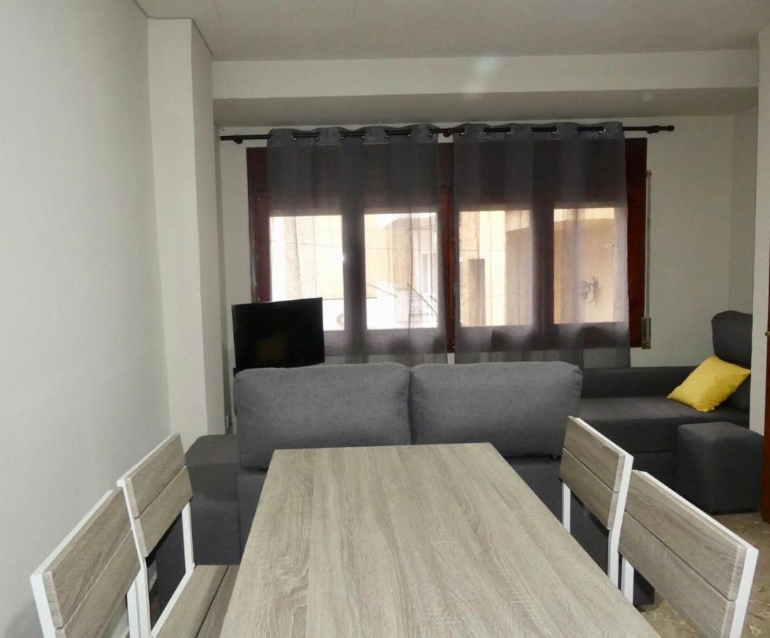 Apartament Encantador Al Centre De Vic Aptgarbi Exterior photo